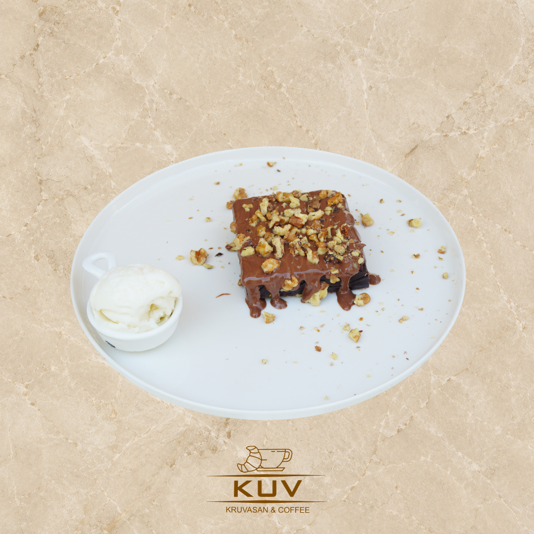 CEVİZLİ BELÇİKA BROWNİE