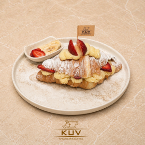 MEVSİM MEYVELİ KRUVASAN